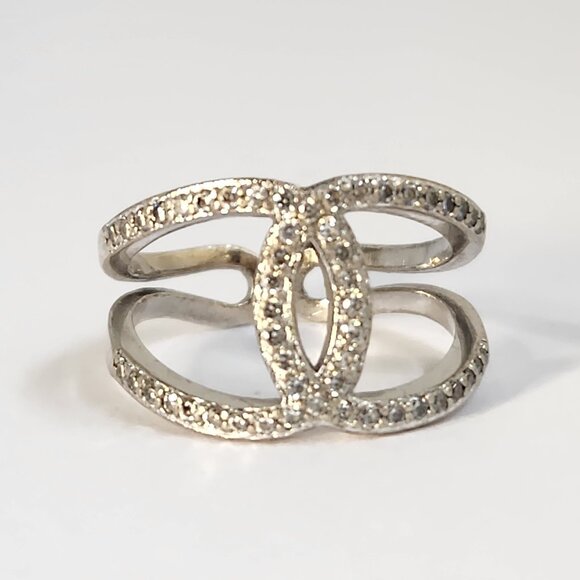Vid Clip Sparkling! 925 Interlocking Criss Cross Pave Ring Size 7.5-8 - Picture 4 of 13